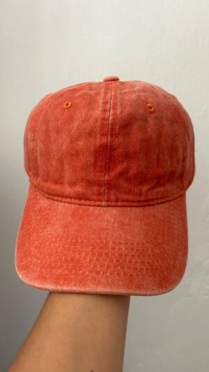 Gorrita vintage naranja