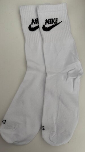 Nike base blanca